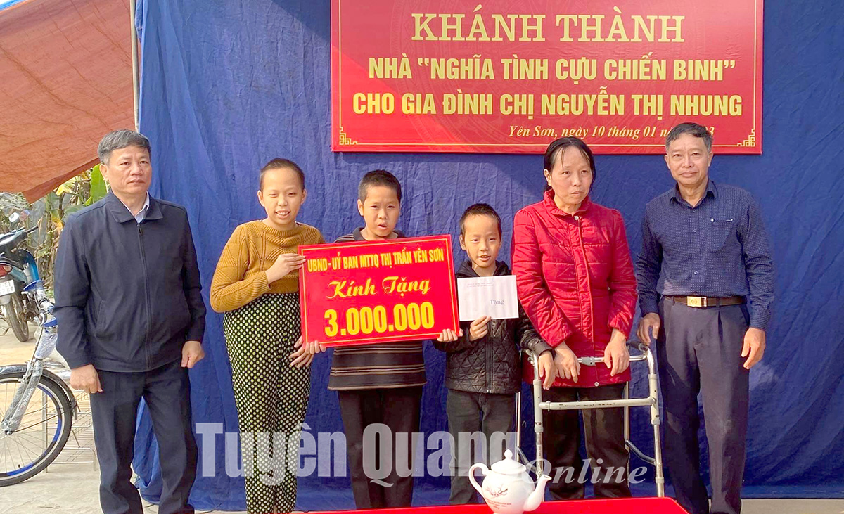 Khánh thành nhà “Nghĩa tình cựu chiến binh” cho chị Nhung