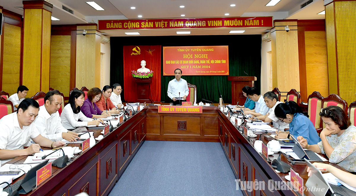 Thường trực Tỉnh uỷ giao ban với khối Đảng, đoàn thể, nội chính
