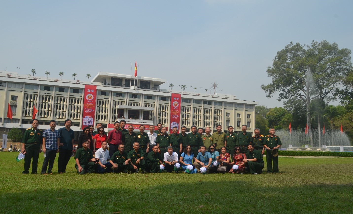 VỀ LẠI CHIẾN TRƯỜNG XƯA